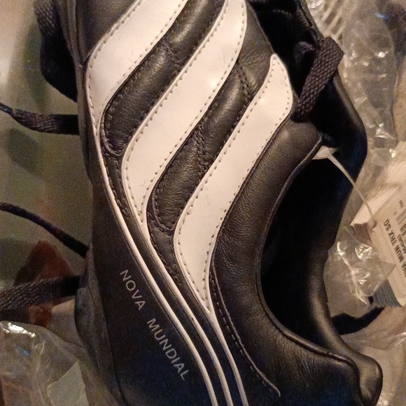 Nova mun trx sg soccer shoes. - Picture 1 of 4